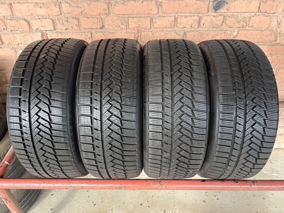 Комплект зимових шин 215/40R18 Continental Winter Contact TS850P