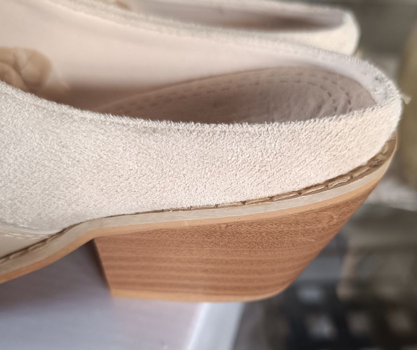Mules n 39 Bege/camel, NOVAS, nunca usadas,  sem caixa.