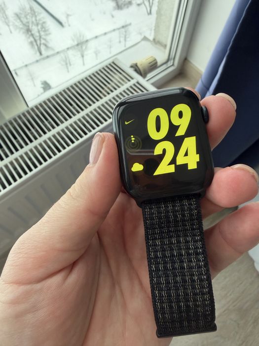 Apple Watch Series 8
