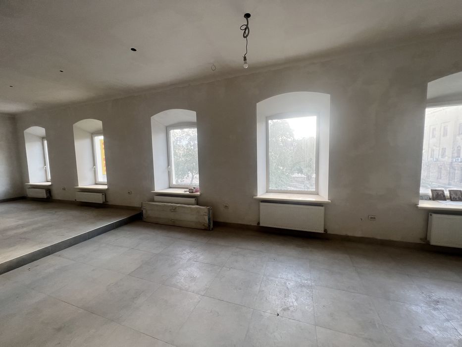 Оренда прииіщення під офіс, торгове