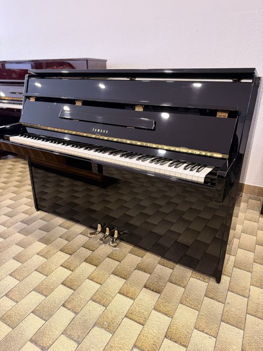 Piano Vertical Yamaha M5J