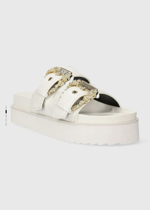 Шлепки, сандали Versace