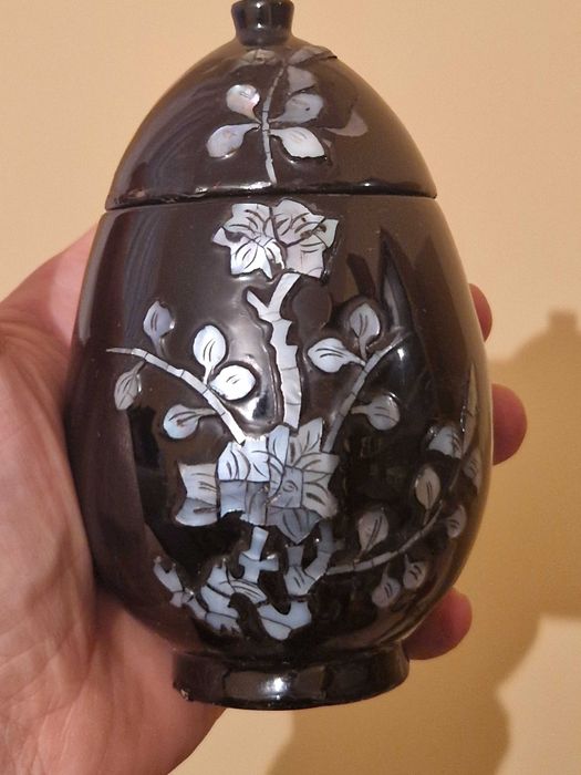 Drewniana beczka ozdobna