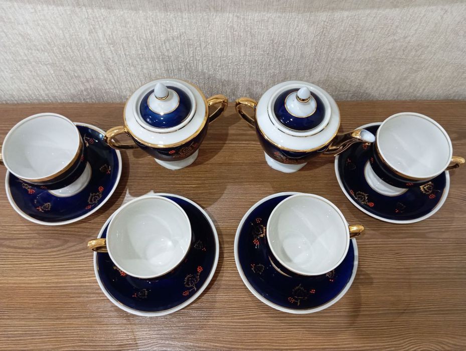 Вінтажний чайний сервіз