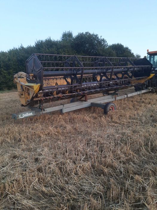 Konbajn Newholland TX66