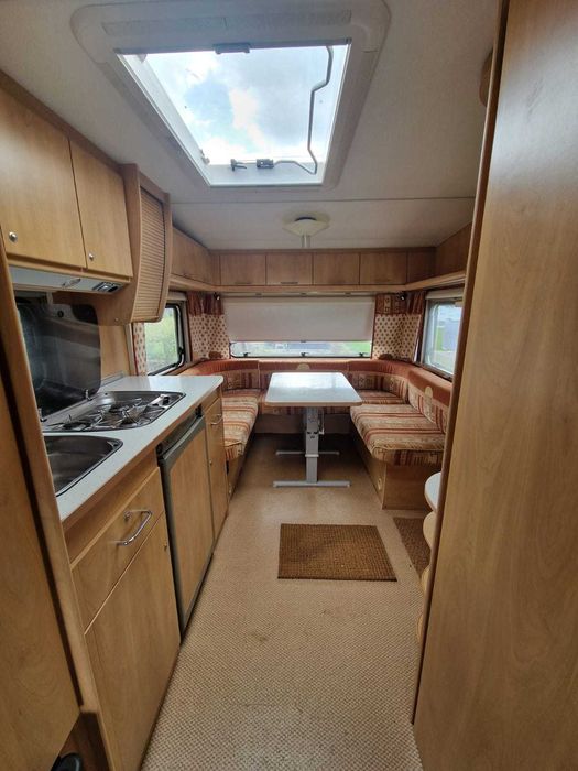 Caravana Burstner 550 tk avantgarde Ar Condicionado