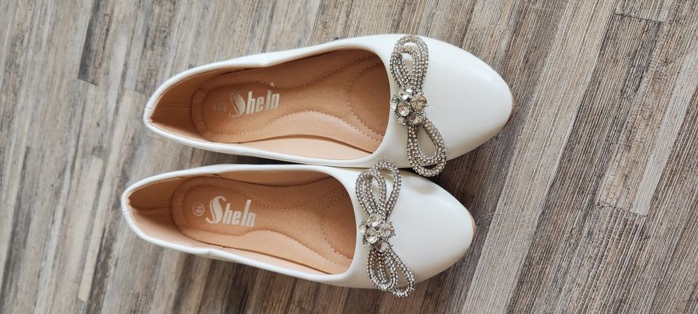 Baleriny białe ślubne