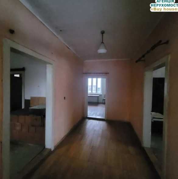 Продаж будинку дешево під реконструкцію