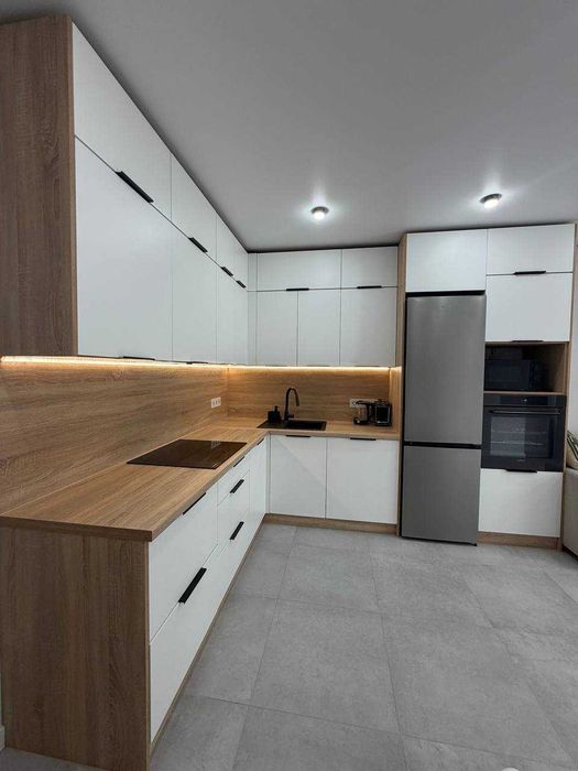 Продаж 1 кім. квартири з ремонтом вул. Роксолани 153 - Вид 4