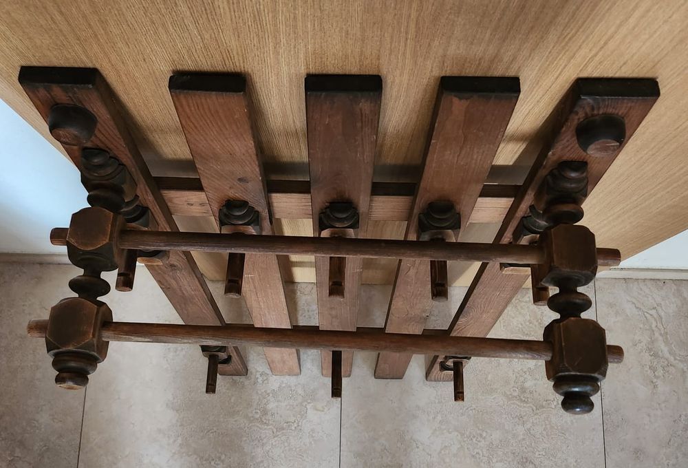 Wieszak naścienny drewniany