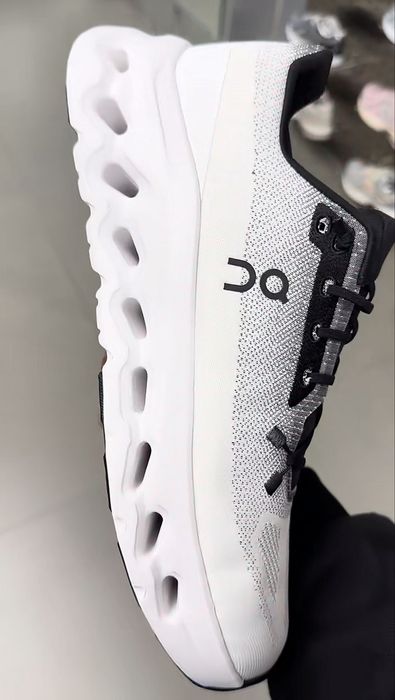 Кросівки ON Cloudtilt нові жіночі оригінал 34-42