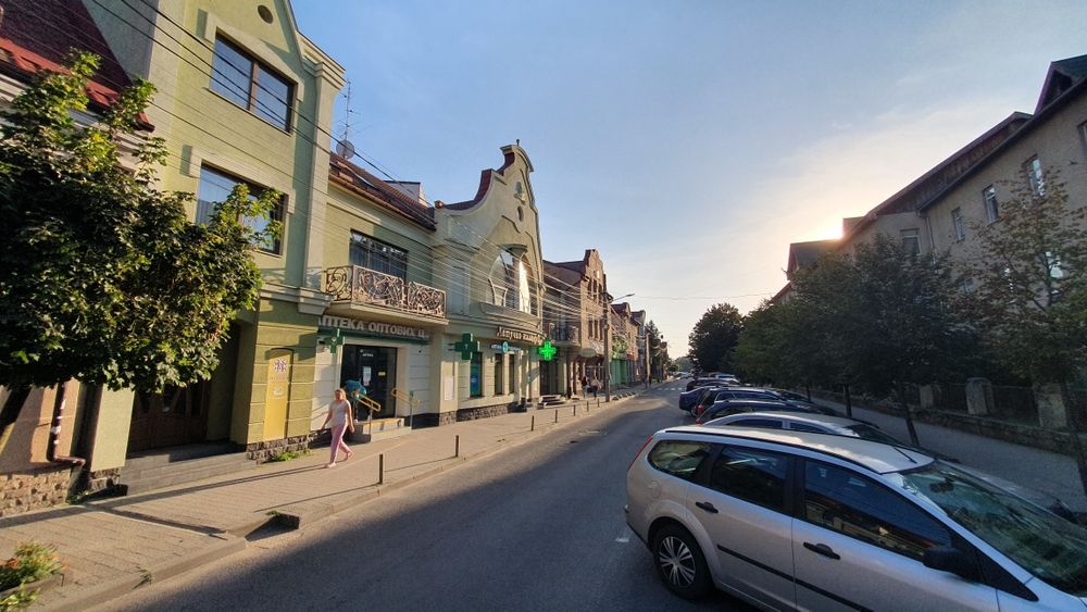 ПРОДАЖ ГОТЕЛЬНОГО КОМПЛЕКСА "Летючий Голандець" в м. Ужгород [діючий]