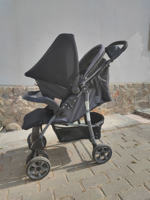 Carrinho de Bebê com Ovo