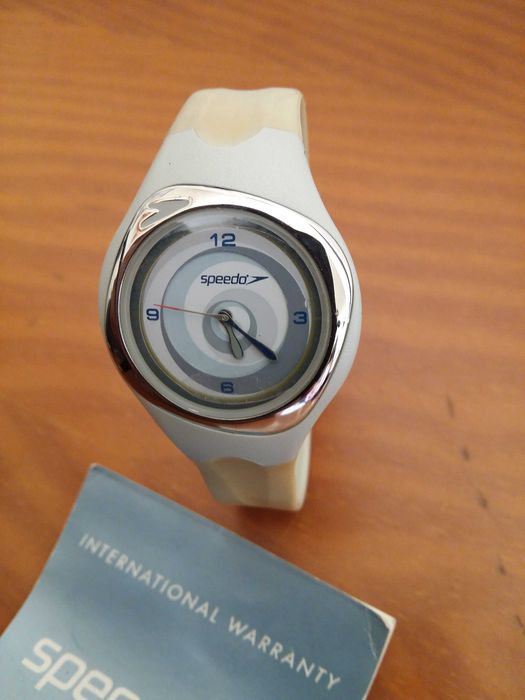Relógio Speedo - À prova de Água