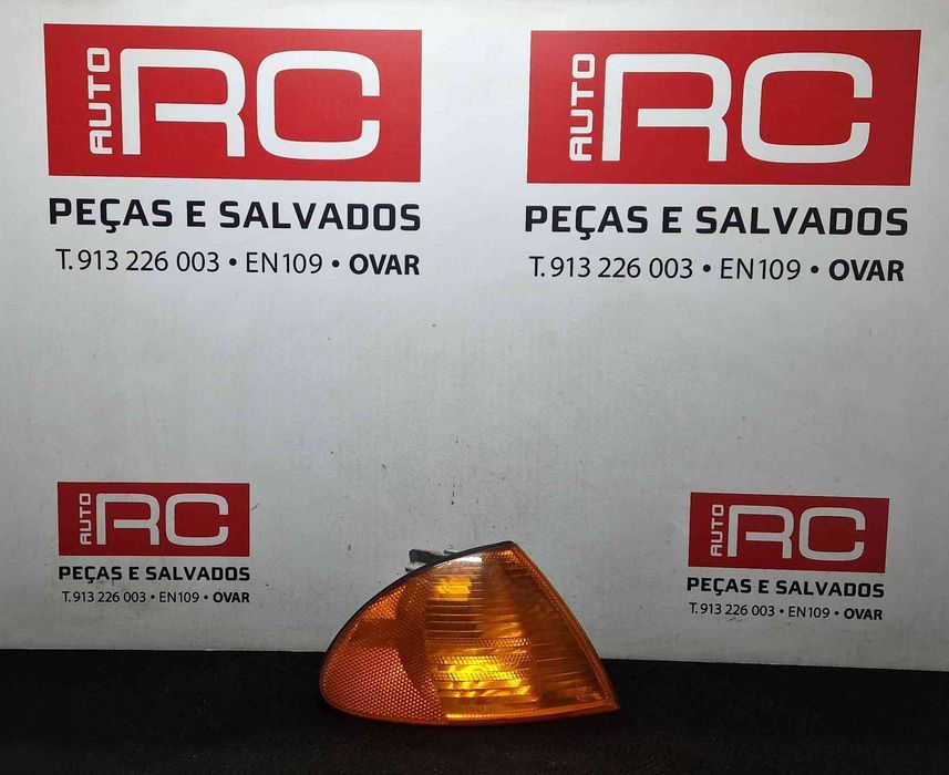 Pisca Frente Direito BMW 3 (E46) ano 1999