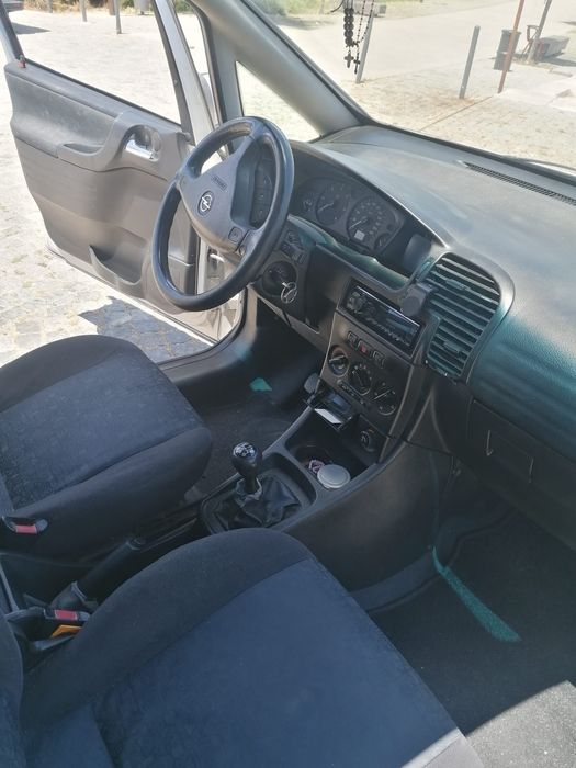 Opel Zafira A 2.0Dti (para despachar por estar parada)
