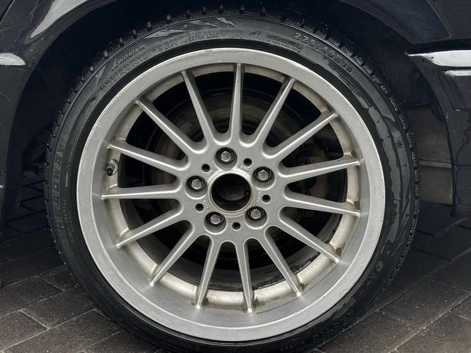 Продам BMW E34 530i
