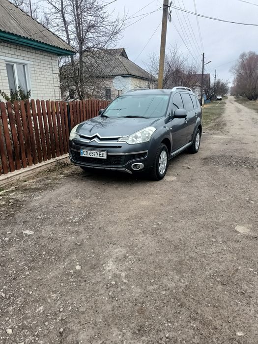 Ситроен с кроссер. Дизель 2.2. Повний привід