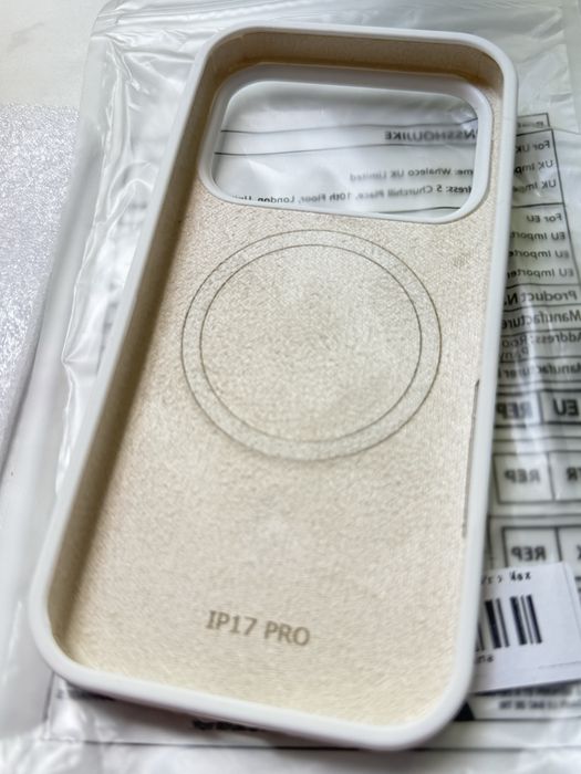 Чехол Iphone 17 pro та 16 pro max(шоколадні)