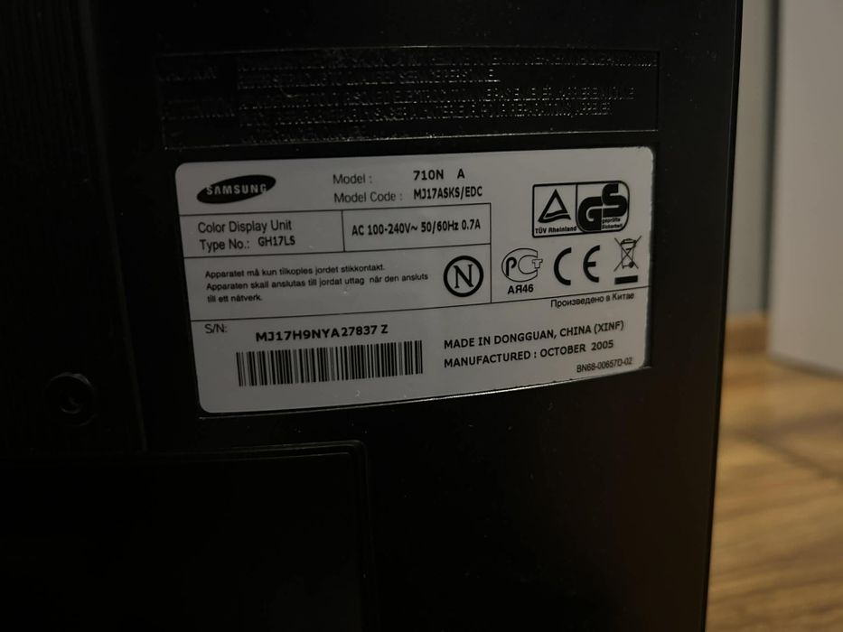 Monitor Samsung SyncMaster 710N (17")
Opis:
Na sprzedaż klasyczny, nie