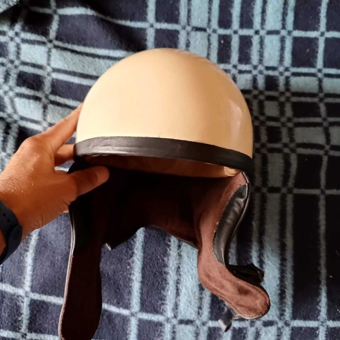 Duży Kask Nitron Orzeszek z epoki PRL