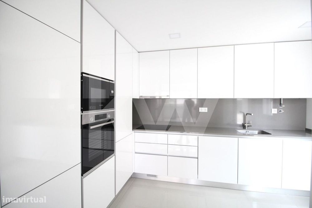 New T1 in Pinhal de Marrocos | Garage | Balcony | Opportunity