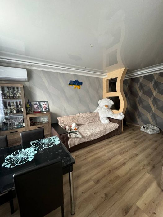 Продам 3х комнатную квартиру район острова