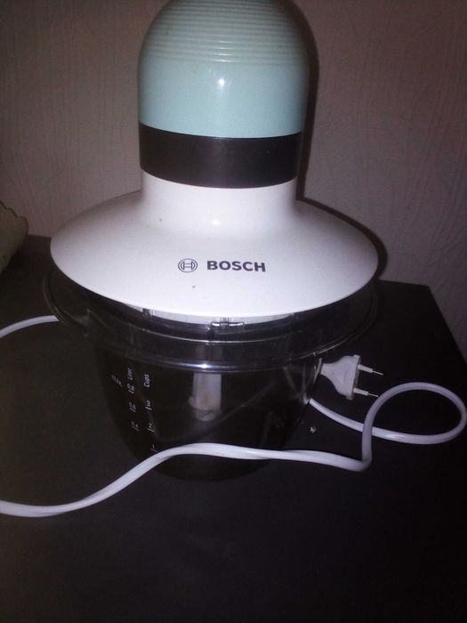 Блендер Bosch MMR0801 подрібнювач 400Вт/1200грн