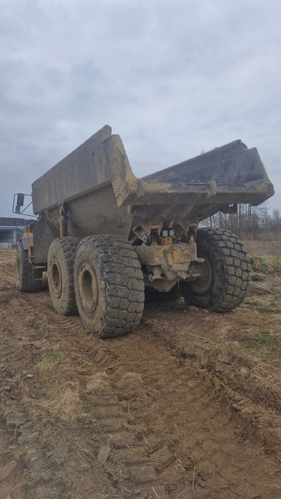 Wozidło Volvo BM