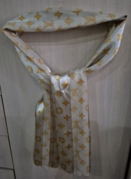 Шикарний шарфік Louis Vuitton