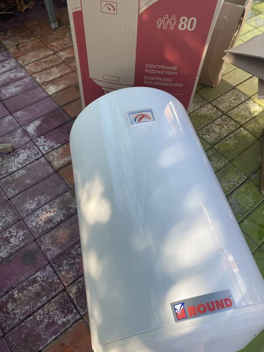 Бойлер ROUND 80 л