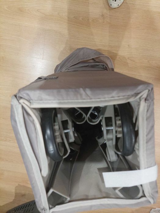 Parque de bebé quadrado