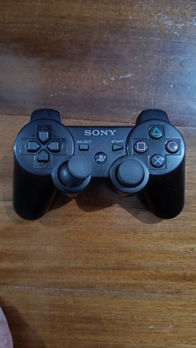 PlayStation 3 Slim 250 Gbs + Comando + PES 2015