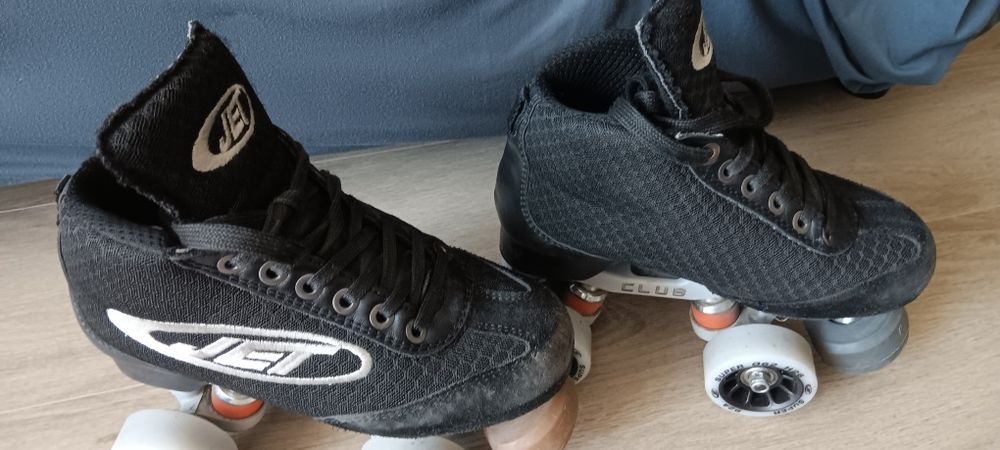 Patins de hóquei 1 ano de uso