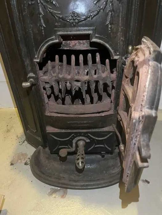 Fogão Contoliva 2; anos 30-40, S. João da Madeira