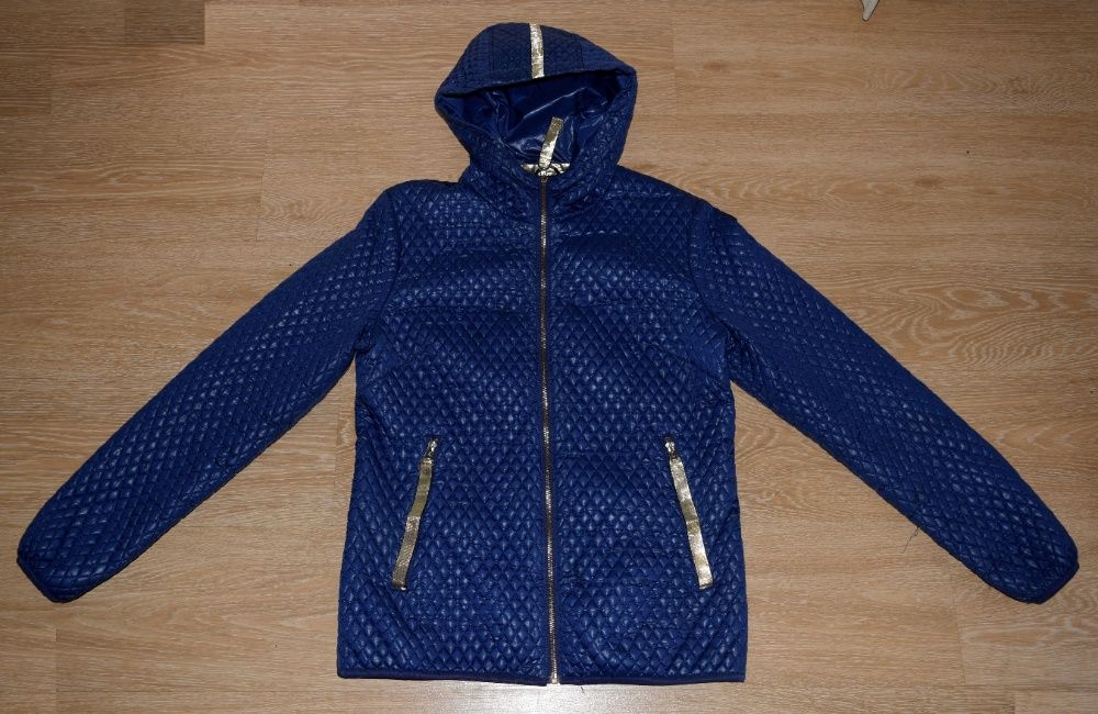 Куртка ветровка женская демисезонная