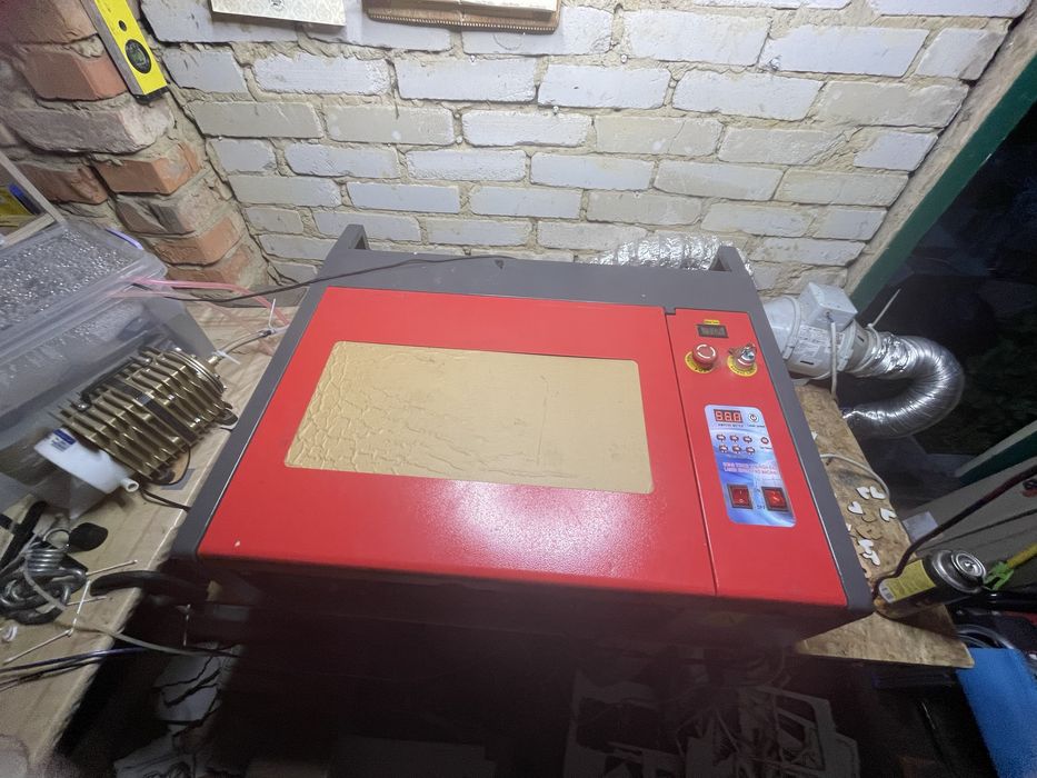 Лазерний станок 40х40 см