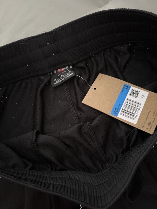 NIKE S spodenki 158