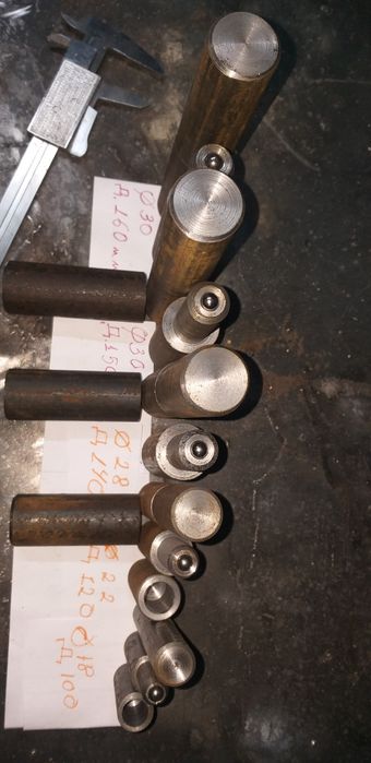 Завіси, петлі ,точені,приварніі для дверей,воріт(гаражні)