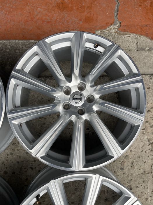 Диски Вольво. R20/5/108/9J/ET38.5