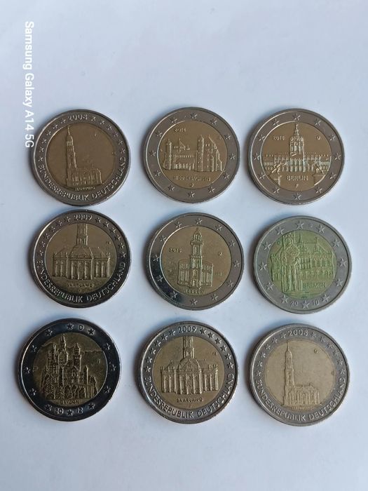 9 moedas de 2€ da Alemanha . algum uso