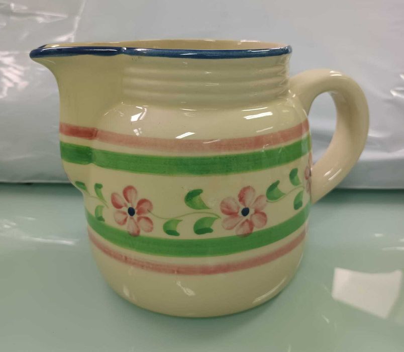 Conjunto de Jarro e 5 Copos em Cerâmica Vintage Pintado á MaoPintado á