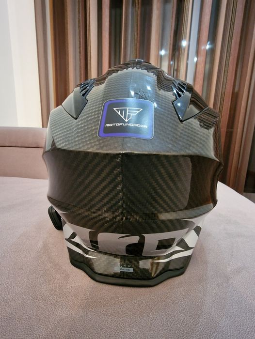 Capacete Airoh Commander 2 Carbon