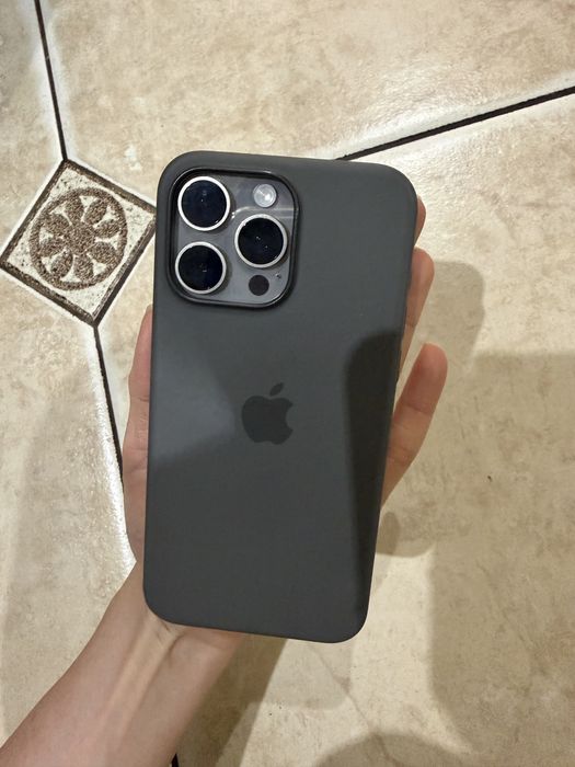 Iphone 15 Pro Max Natural Titanium | Neverlock | 82% батарея, ідеальний стан | Оригінальний чехол Apple в подарунок