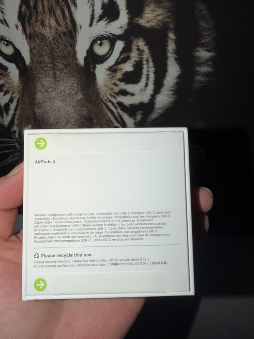 Air pods 4 novos em caixa por abrir