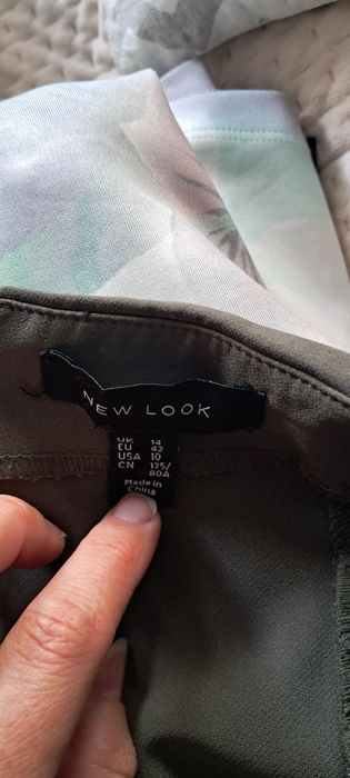Spodnica khaki midi XL