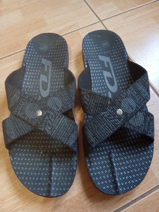 Klapki męskie rozmiar 42,44,
