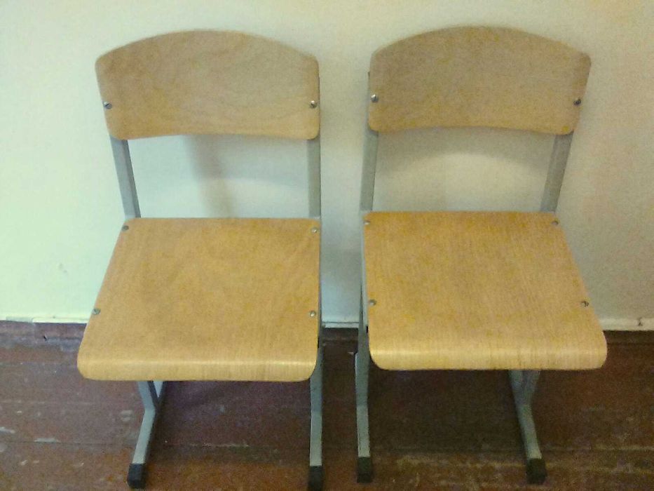 Стул ученический