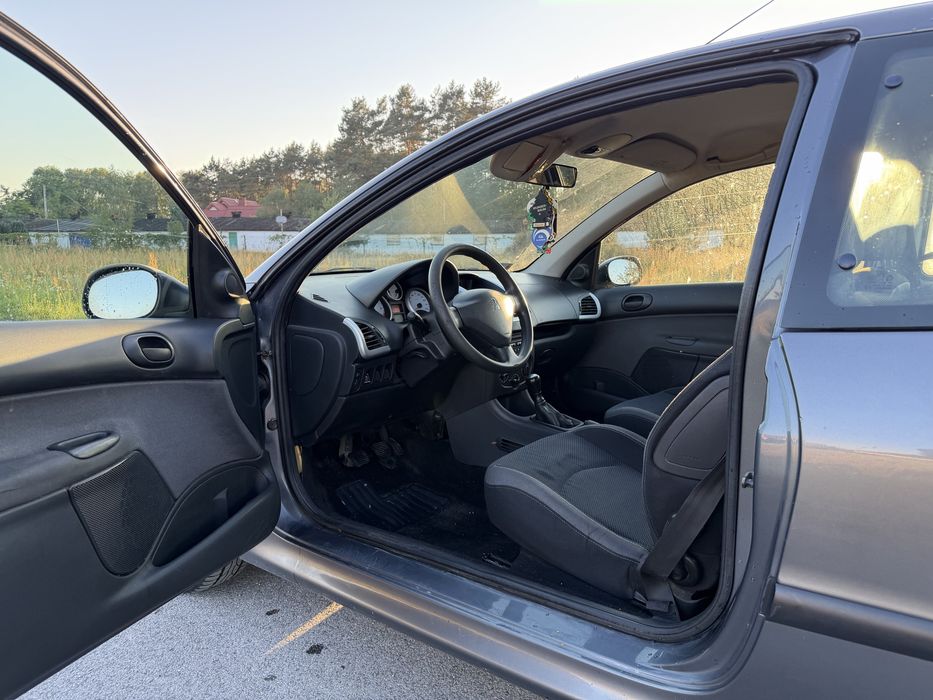 Peugeot 206+ 1.4 benzyna 2009 rok