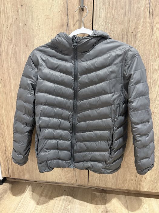 Куртка zara (152 см)